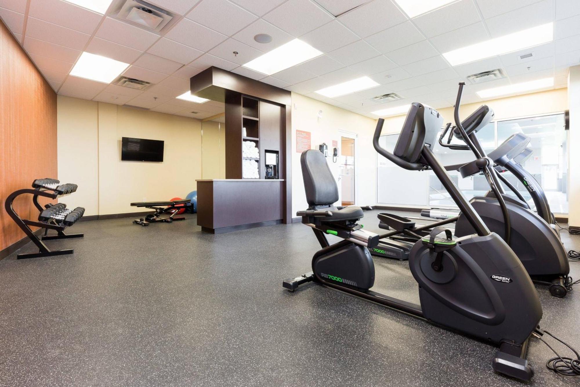 Hotel Towneplace Suites By Marriott Edmonton South