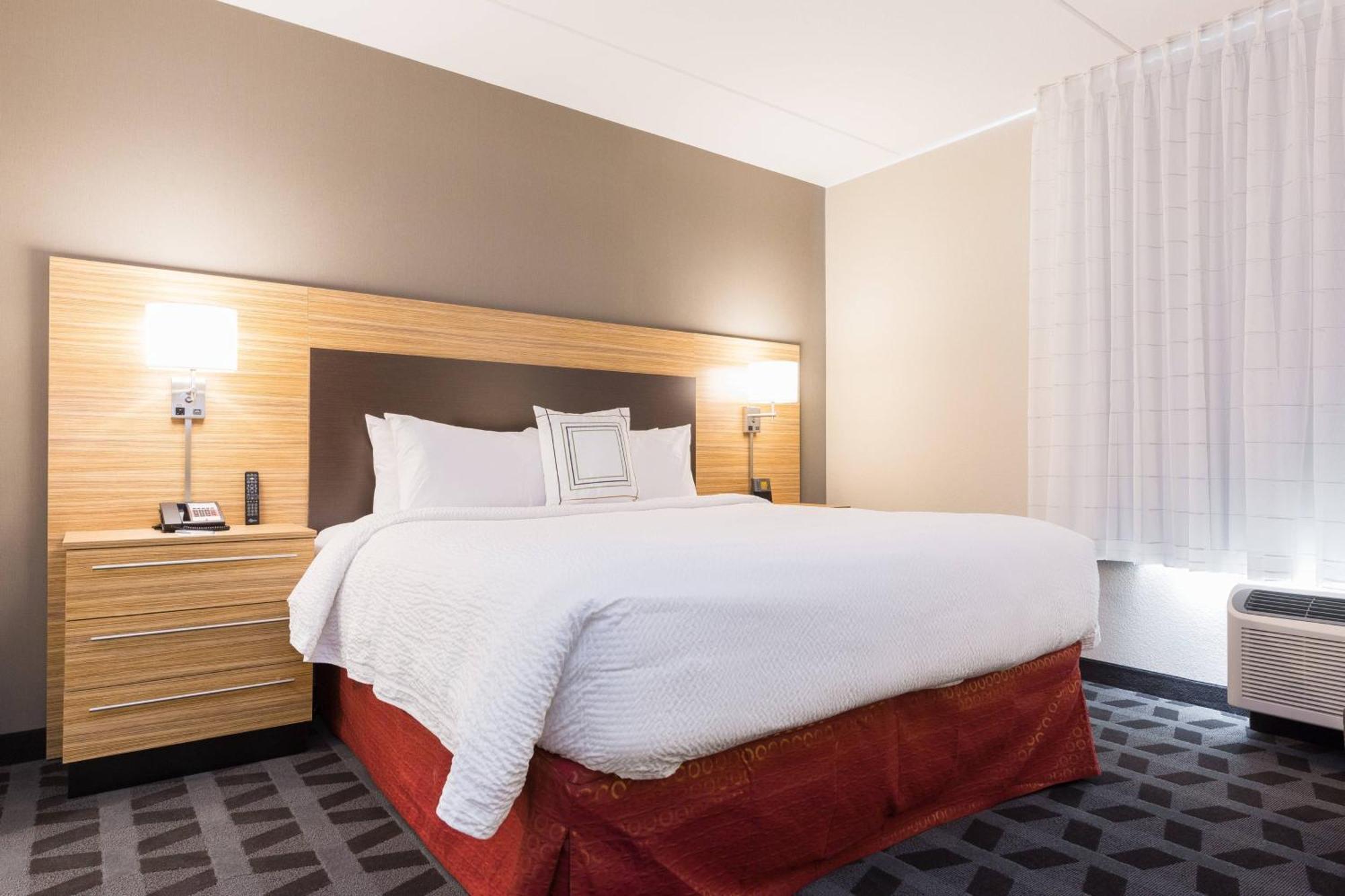 Towneplace Suites By Marriott Edmonton South Hotel 4*