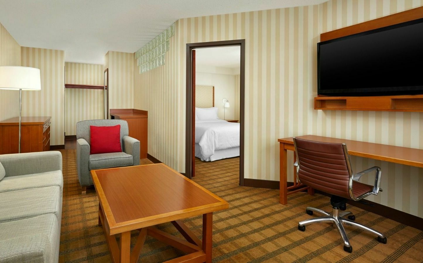 Towneplace Suites By Marriott Edmonton South Hotel 4*
